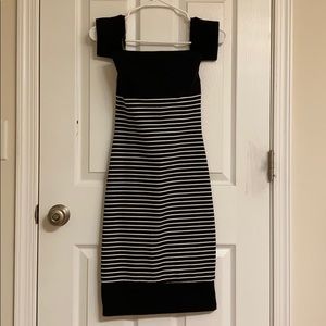 Lulu’s Black White Striped Sexy Bodycon Dress Back Zipper Rayon-blend Size Small